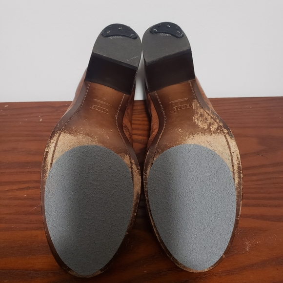 Frye Pumps - Picture 4 of 5